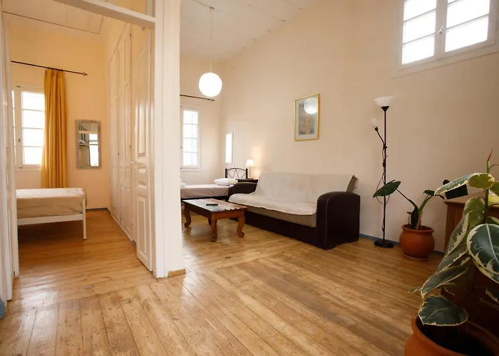 Home With Terrace In Heart Of Old Town Of Chania